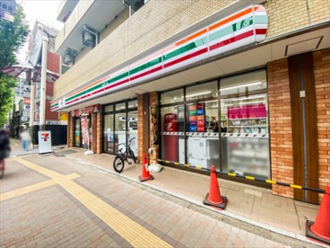 セブンイレブン 杉並阿佐谷中杉通り店の画像1