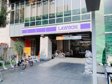 ローソン 新宿区役所通店の画像1