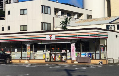 セブンイレブン　横須賀森崎１丁目店の画像1