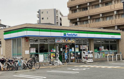 ファミリーマート 東住吉杭全店の画像1