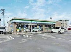 ファミリーマート 大治東條店の画像1