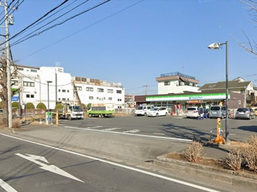 ファミリーマート清新六丁目店の画像1