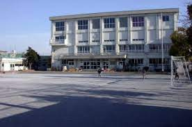 江戸川区立鹿骨東小学校の画像1