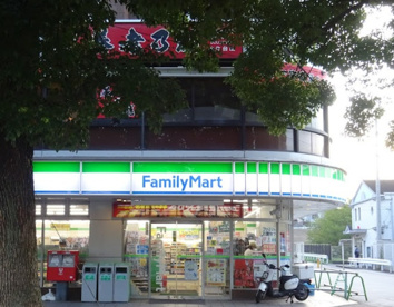 ファミリーマート　弥生台駅前店の画像1