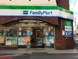ファミリーマート 戸越六丁目店の画像1
