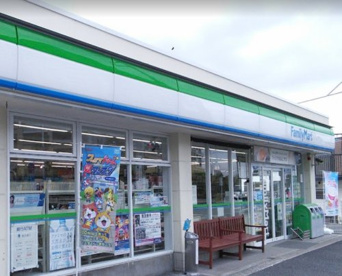 ファミリーマート　江ヶ崎町店の画像1