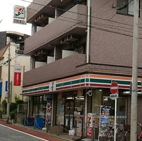 セブンイレブン　横浜南太田店の画像1