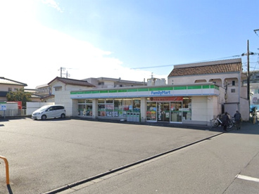 ファミリーマート西橋本二丁目店の画像1