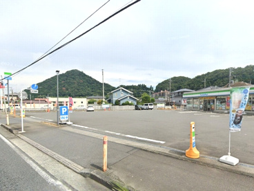 ファミリーマート津久井太井店の画像1