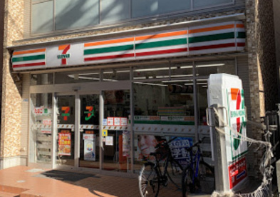 セブンイレブン　藤沢片瀬海岸１丁目店の画像1