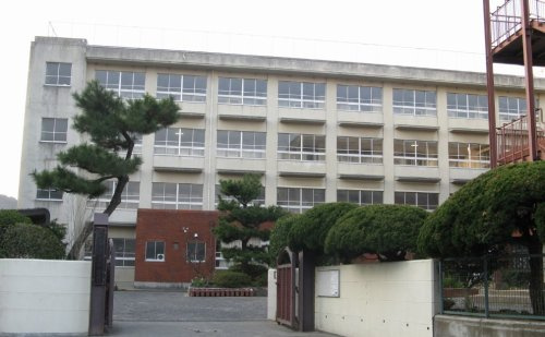 信達中学校の画像