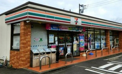 セブンイレブン 寒川倉見西店の画像1
