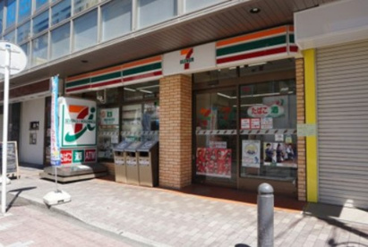 セブンイレブン 横浜和田1丁目店の画像1
