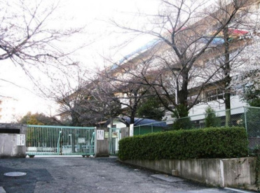 吹田市立 山田第三小学校の画像1
