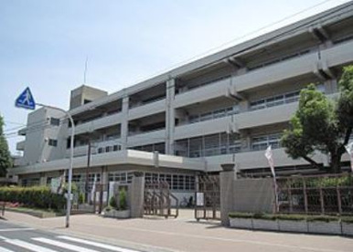 吹田市立第六中学校の画像1