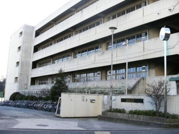 吹田市立西山田中学校の画像1