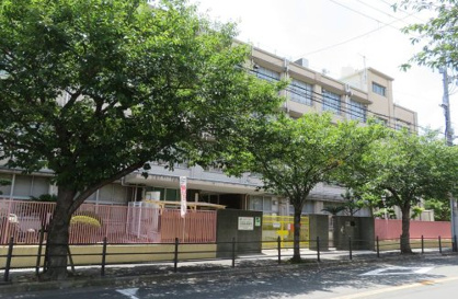 鶴町小学校の画像1
