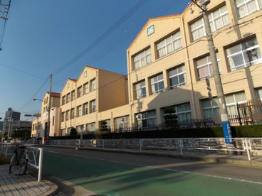 西須磨小学校の画像1