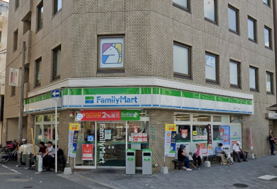 ファミリーマート 新北野一丁目店の画像1