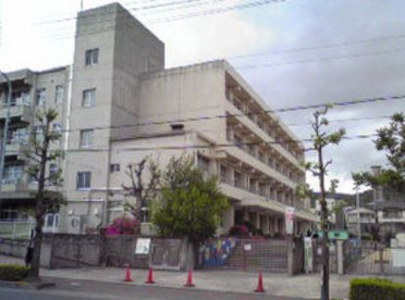 箕面市立 中小学校の画像1
