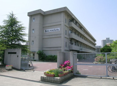 箕面市立第五中学校の画像1