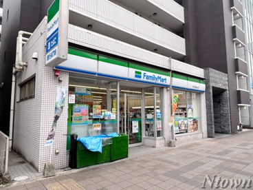 ファミリーマート 地下鉄浄心店の画像1