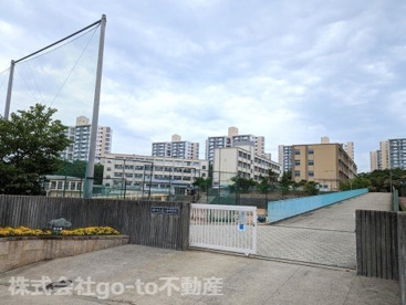 神戸市立竜が台中学校の画像1
