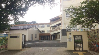 あやめ池小学校の画像1
