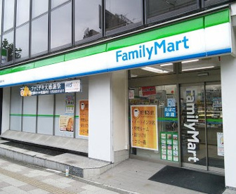 ファミリーマート 東五反田桜田通り店の画像1