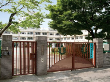 北区立滝野川第二小学校の画像1