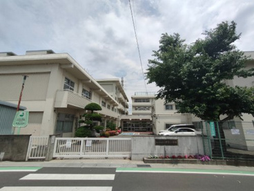 さいたま市立新和小学校の画像1