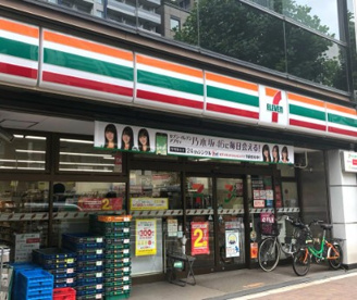 セブンイレブン 四谷4丁目店の画像1