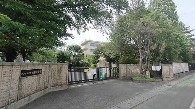 さいたま市立岩槻中学校の画像2