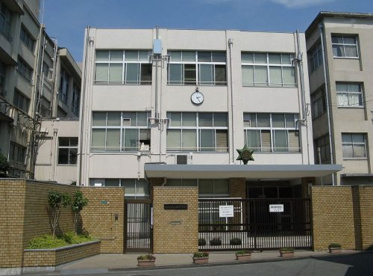 東三国中学校の画像1