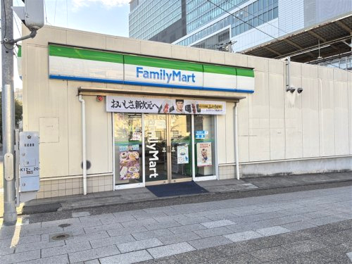 ファミリーマート 港北篠原町店