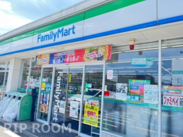 ファミリーマート 練馬土支田二丁目店の画像1