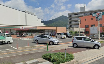 セブンイレブン 広島緑井5丁目店の画像1