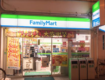 ファミリーマート 地下鉄昭和町駅前店の画像1