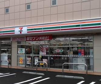 セブンイレブン　横浜小港町１丁目店の画像1
