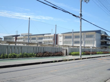 泉南市立泉南中学校の画像1