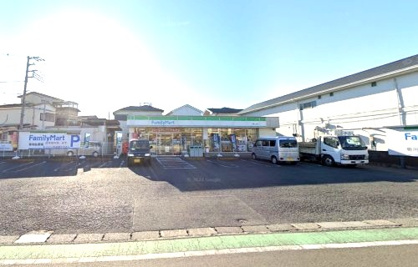 ファミリーマート 綾瀬上土棚店の画像1