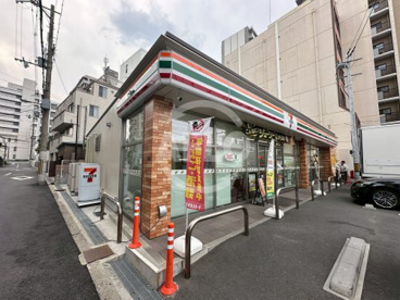 セブンイレブン 大阪烏ケ辻1丁目店の画像1