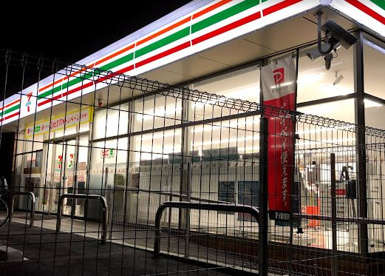 セブンイレブン 大阪生野西1丁目店の画像1