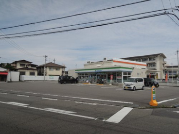 ファミリーマート松山竹原三丁目店の画像1
