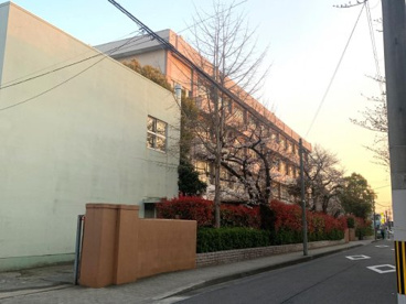 泉大津市立誠風中学校の画像1