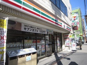 セブンイレブン 渋谷神宮前2丁目西店の画像1