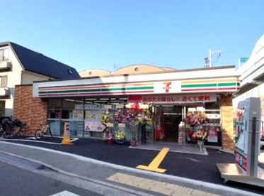 セブンイレブン 西宮川西町店の画像1