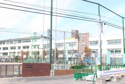 広島市立 尾長小学校の画像2