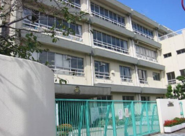 茨木市立 中津小学校の画像1
