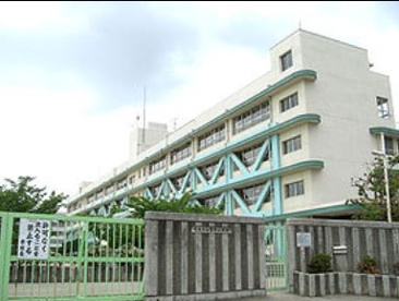 茨木市立 耳原小学校の画像1